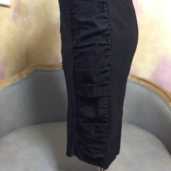 Ruched stretch pencil skirt, size 7 - Picture 5 of 7